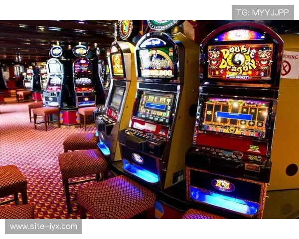 奔驰宝马版老虎机官网多样的游戏玩法满足不同玩家的娱乐需求和挑战欲望